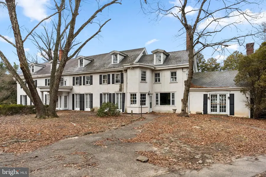 257 Warren St E, Edgewater Park, NJ 08010 - Image #3