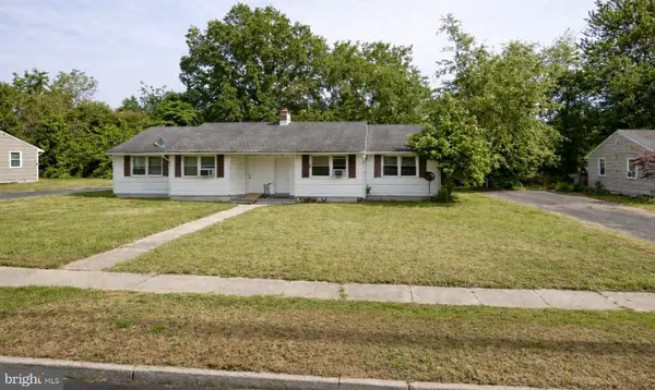 920-922 Pembrown Rd, BROWNS MILLS, NJ 08015