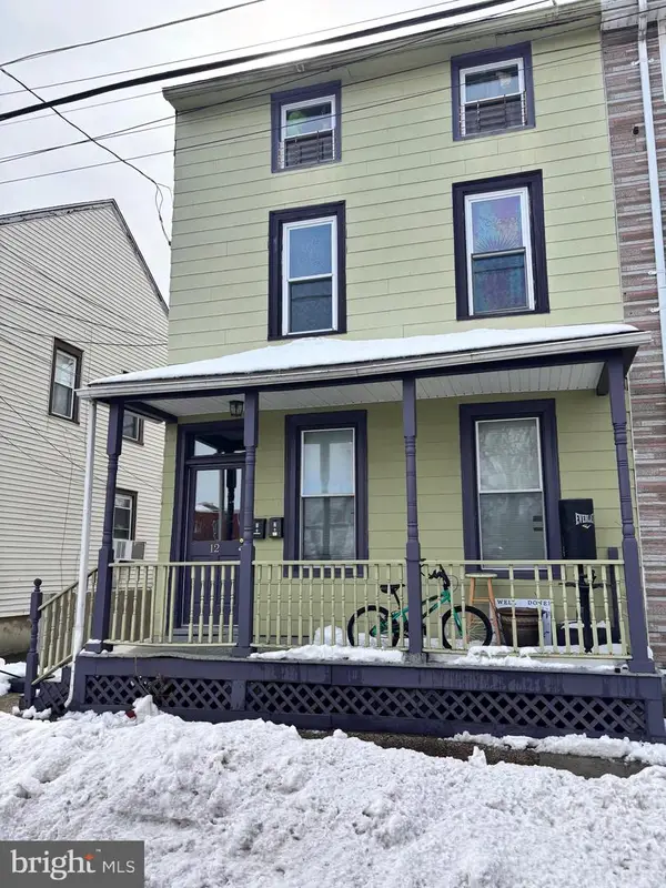 12 Church St, MOUNT HOLLY, NJ 08060