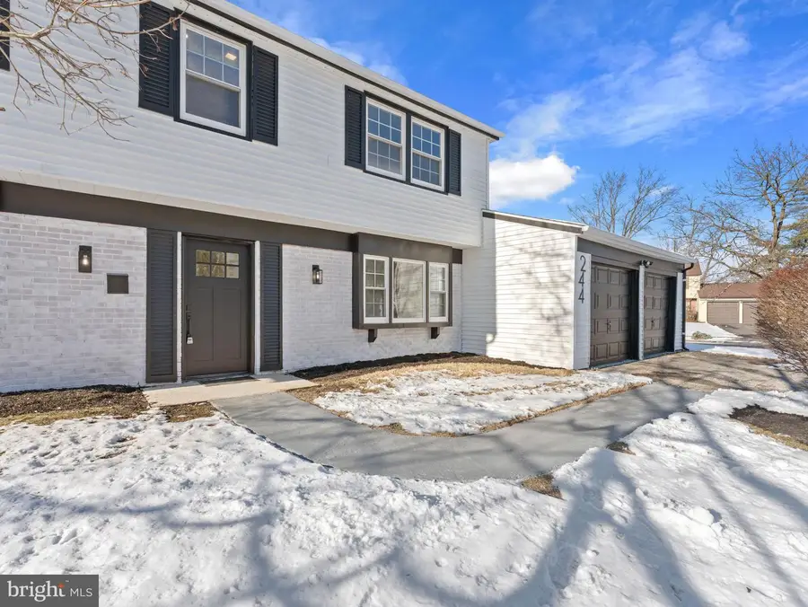 244 Evergreen Dr, Willingboro, NJ 08046 - Image #3