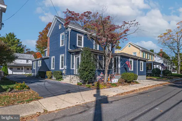 14 Church St, CHESTERFIELD, NJ 08515