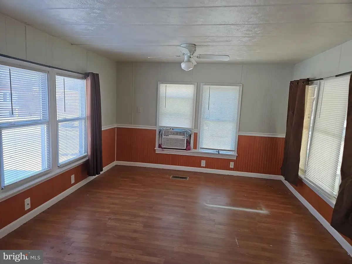 8 Sunset Blvd, Southampton Township, NJ 08088 - Image #1