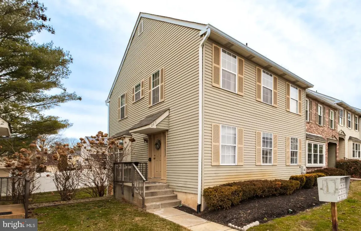 210 Martins Way, Mount Laurel, NJ 08054 - Image #1