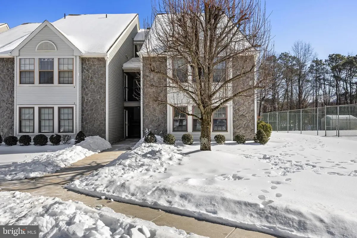 1 Bridgewater Dr, Marlton, NJ 08053 - #1