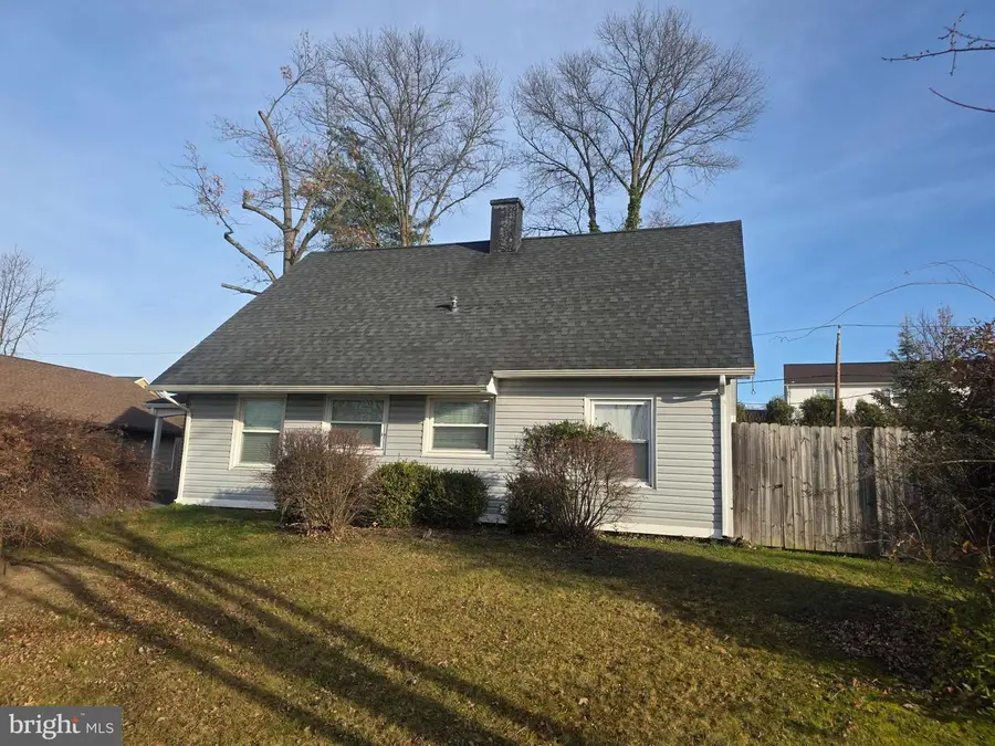 44 Peacock Ln, Willingboro, NJ 08046 - Image #2