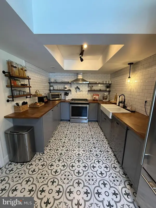 7 Stonybrook Ct, MEDFORD, NJ 08055