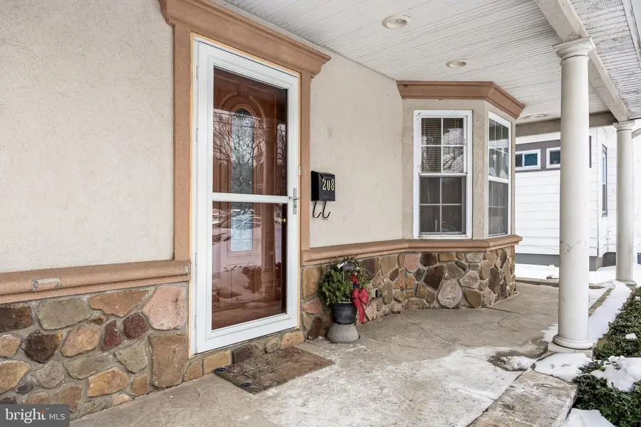 208 Chestnut St, Mount Holly, NJ 08060 - #3