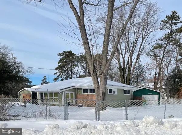 2 Coosa Trl, BROWNS MILLS, NJ 08015