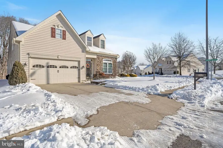 21 Woodfield Cir, Pemberton, NJ 08068 - Image #2