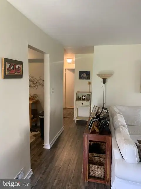 375 Woodlake Dr, Marlton, NJ 08053 - Image #2