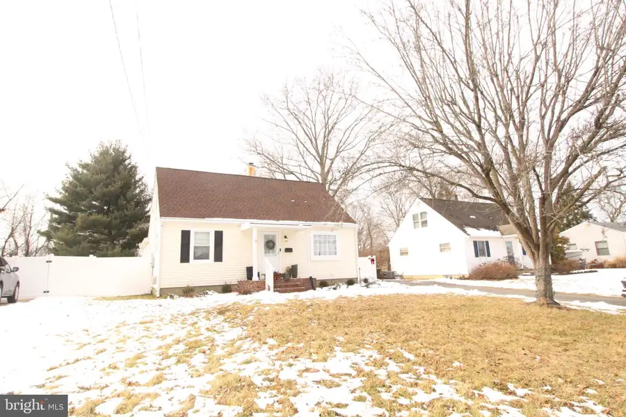 39 Charles Bossert Dr, Bordentown, NJ 08505 - Image #3