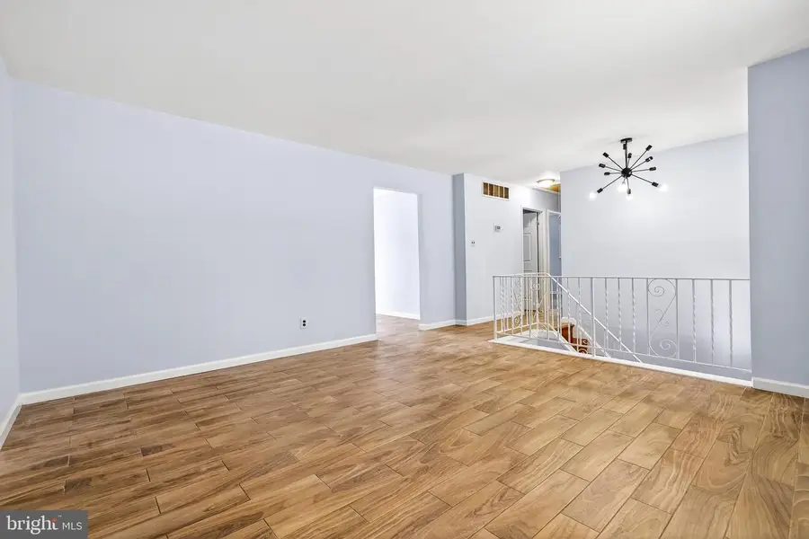 202 Manahawkin Trl, Browns Mills, NJ 08015 - Image #3