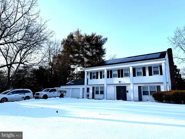 77 Winterberry Ln, WILLINGBORO, NJ 08046