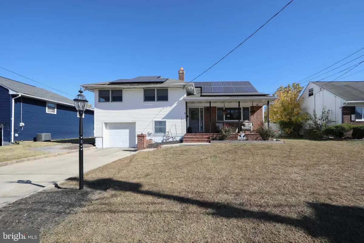 5 Summer Ave, Burlington, NJ 08016 - Image #1