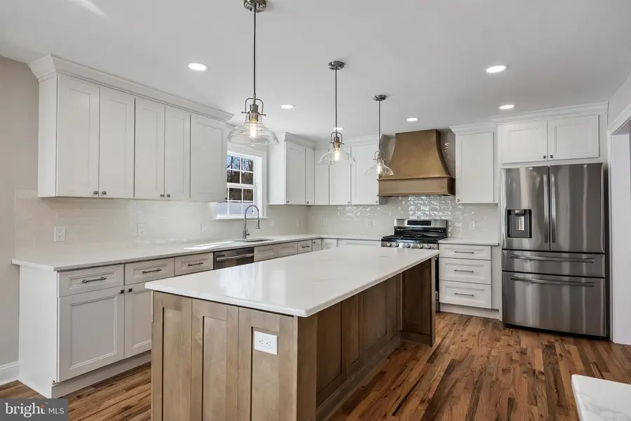 212 Diane Ave, Delran, NJ 08075 - Image #3