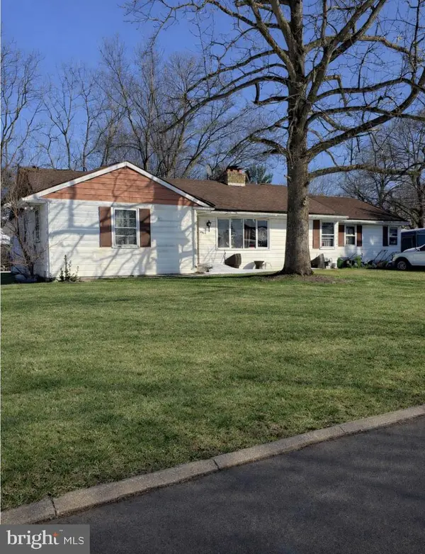 390 Wheatley Ave, BEVERLY, NJ 08010