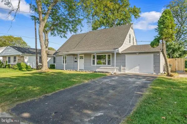 12 Holbrook Ln, WILLINGBORO, NJ 08046