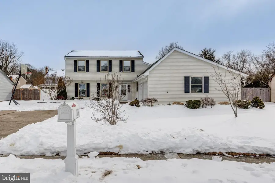 45 Stratford Ln, Mount Laurel, NJ 08054 - Image #2
