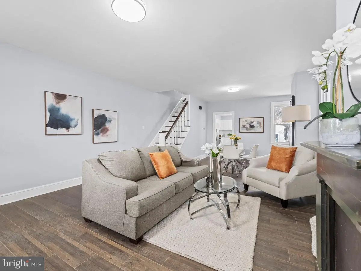 229 W Broad St, Burlington, NJ 08016 - #1