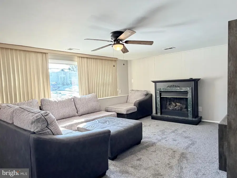 23 Lehigh Dr, Delran, NJ 08075 - #3