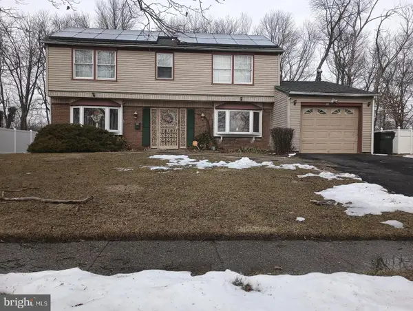 53 Genesee Ln, WILLINGBORO, NJ 08046