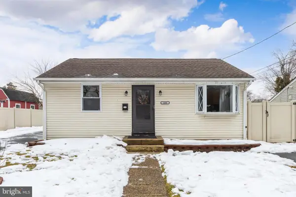 400 N Forklanding Rd, MAPLE SHADE, NJ 08052