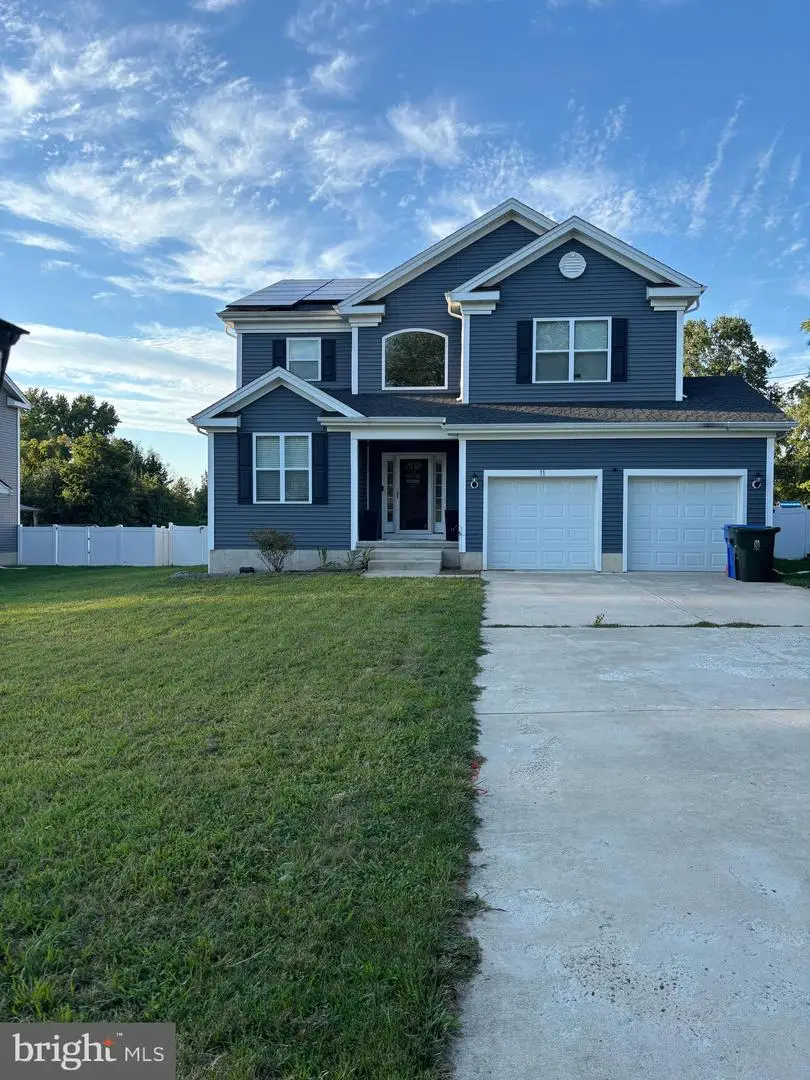 11 Beechwood Ave, Burlington, NJ 08016 - #1