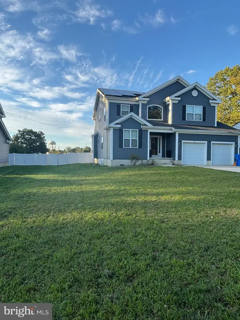 11 Beechwood Ave, Burlington, NJ 08016 - #2