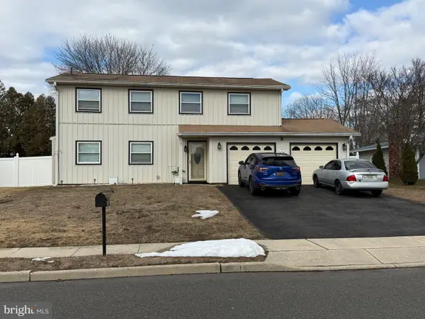 19 Nottingham Way, EASTAMPTON, NJ 08060