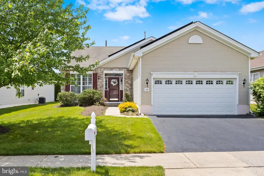 18 Ambrose Dr, Columbus, NJ 08022 - #3