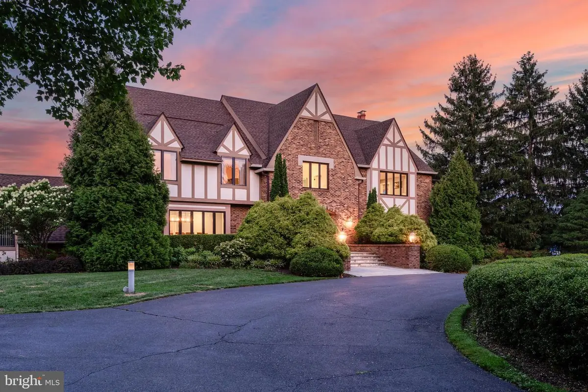 9 Deerfield Ter, Moorestown, NJ 08057 - #1