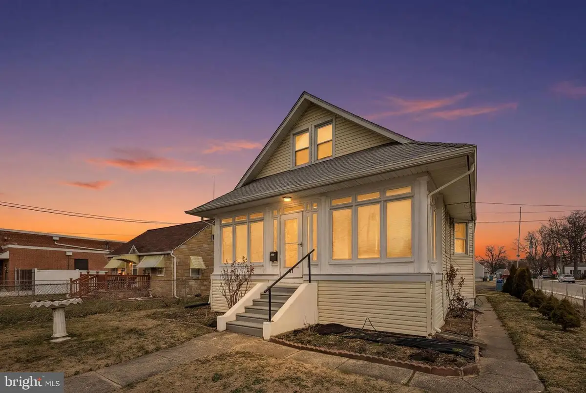 61 S Maple Ave, Maple Shade, NJ 08052 - #1