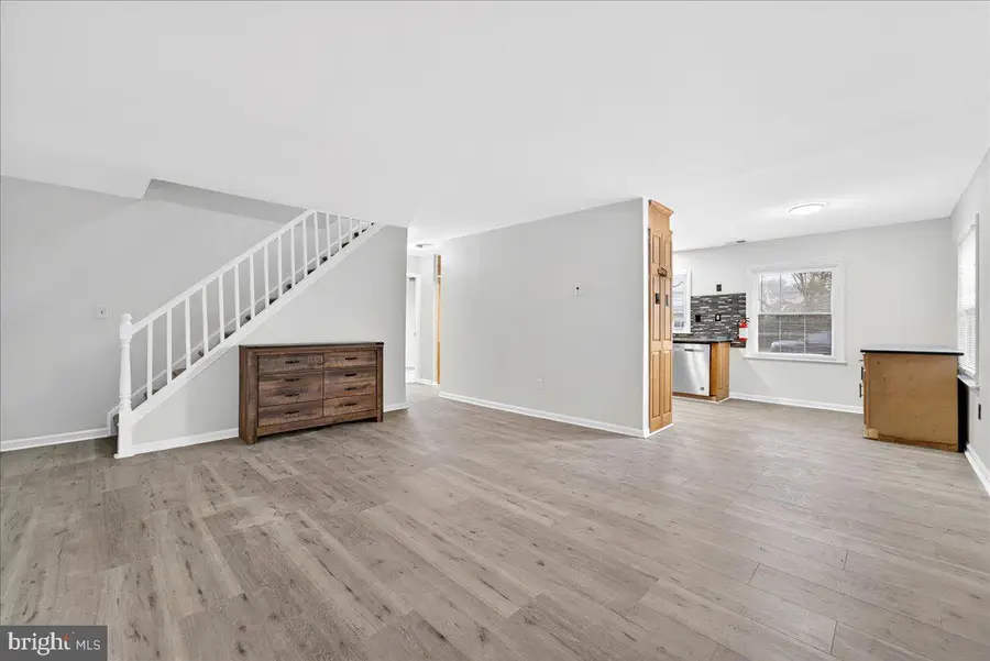 6 Sherwood Ln, Willingboro, NJ 08046 - #3