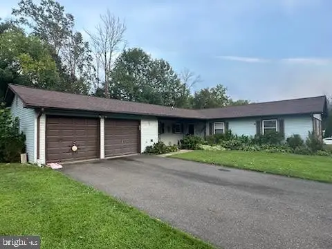 31 Traynor Ln, Willingboro, NJ 08046 - #1