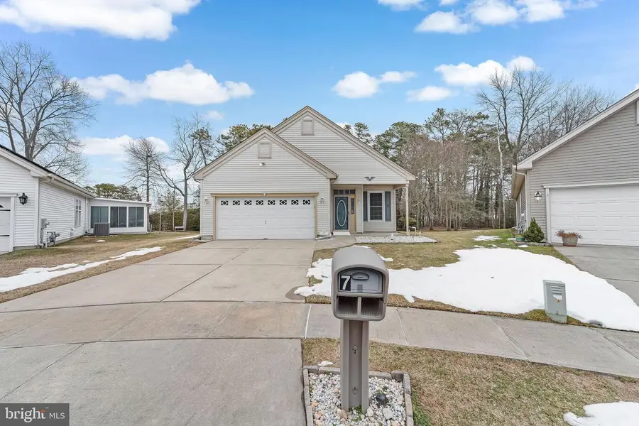 7 Dutchess Ct, Leisuretowne, NJ 08088 - #3