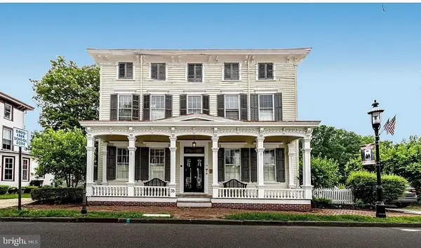 38 Main St, SOUTHAMPTON, NJ 08088