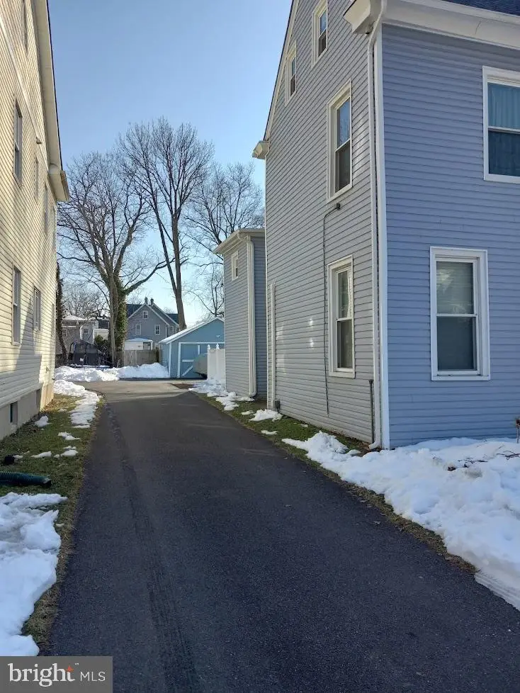 44 Warren St, Beverly, NJ 08010 - #3