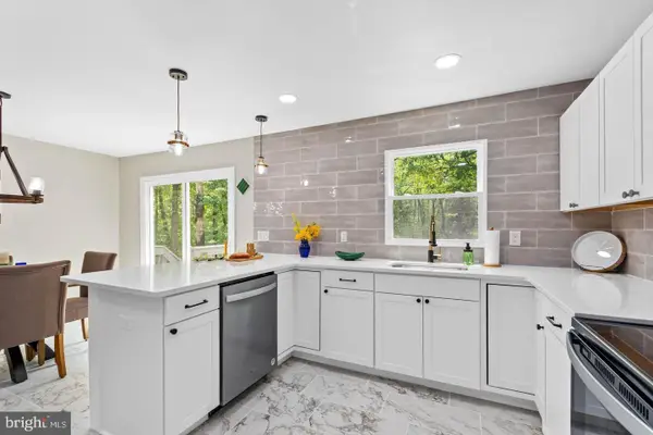 16 Skeet Rd, MEDFORD, NJ 08055