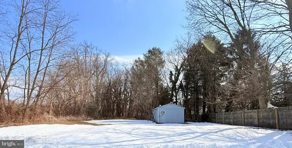 396 Linden St, MOORESTOWN, NJ 08057