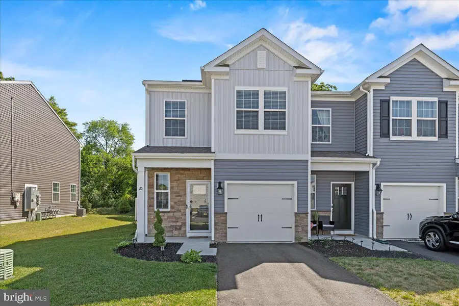 25 Katherine Dr, Burlington, NJ 08016 - #2