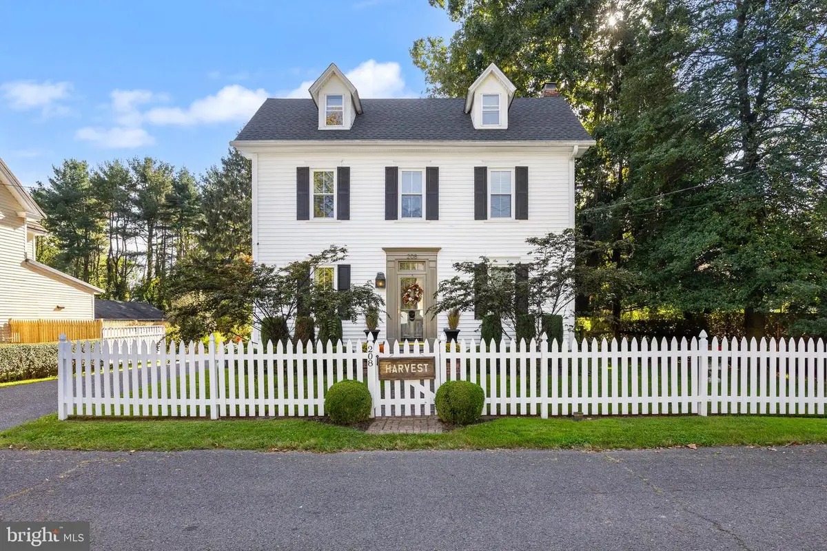 208 2nd St, Rancocas, NJ 08073 - #1