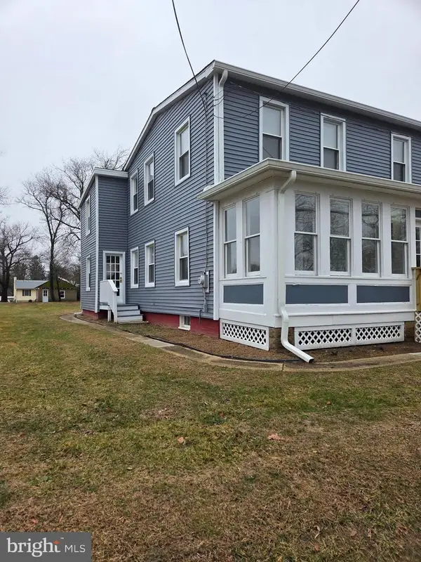 636 E Front St, FLORENCE, NJ 08518