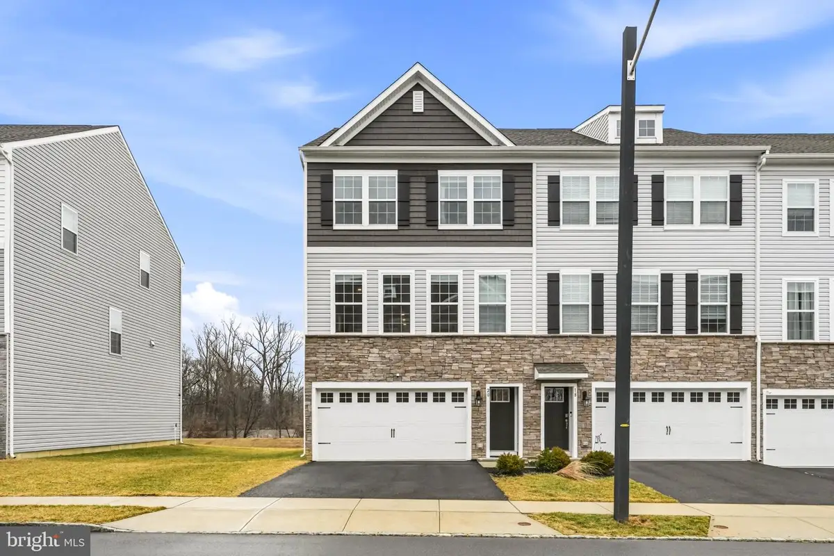 20 Sisters Farmstead Rd, Mount Laurel, NJ 08054 - #1