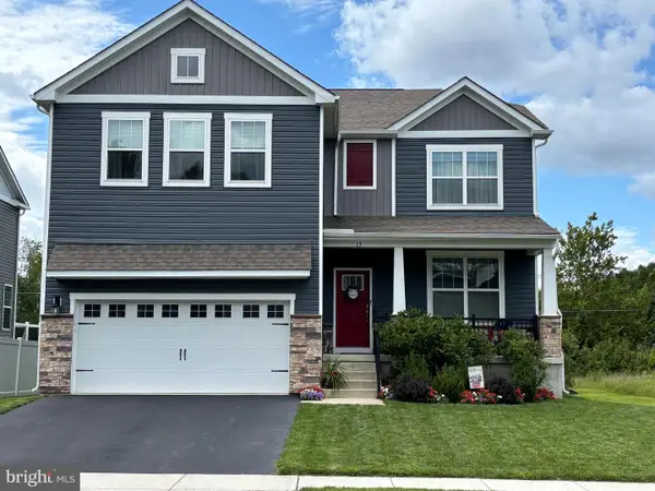 13 Westmont Dr, MEDFORD, NJ 08055