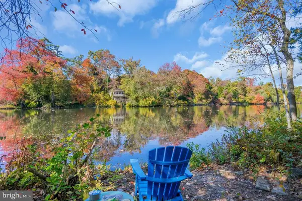 180 Castro St, BROWNS MILLS, NJ 08015