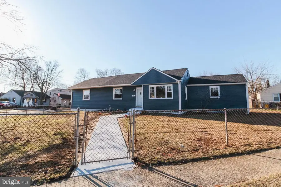 35 Farnsworth Ave, Maple Shade, NJ 08052 - #2