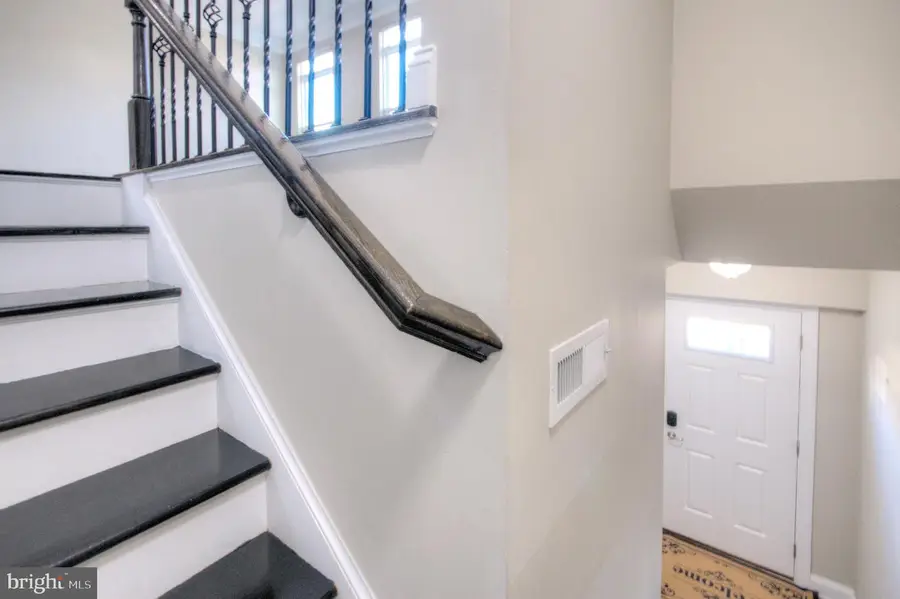 103 Isabelle Ct, Marlton, NJ 08053 - #3