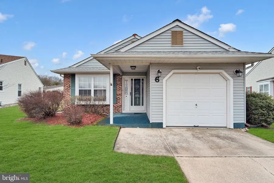 6 E Cortland Ct, Mount Laurel, NJ 08054 - #2