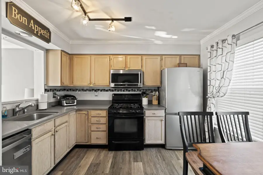 212 River Ct, Fieldsboro, NJ 08505 - #2