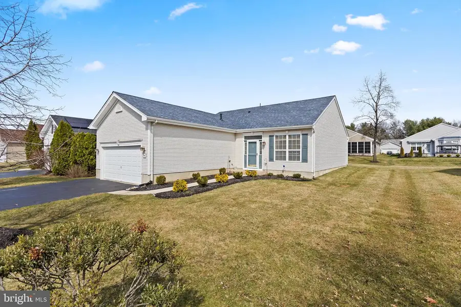 89 Chamber Ln, Columbus, NJ 08022 - #3